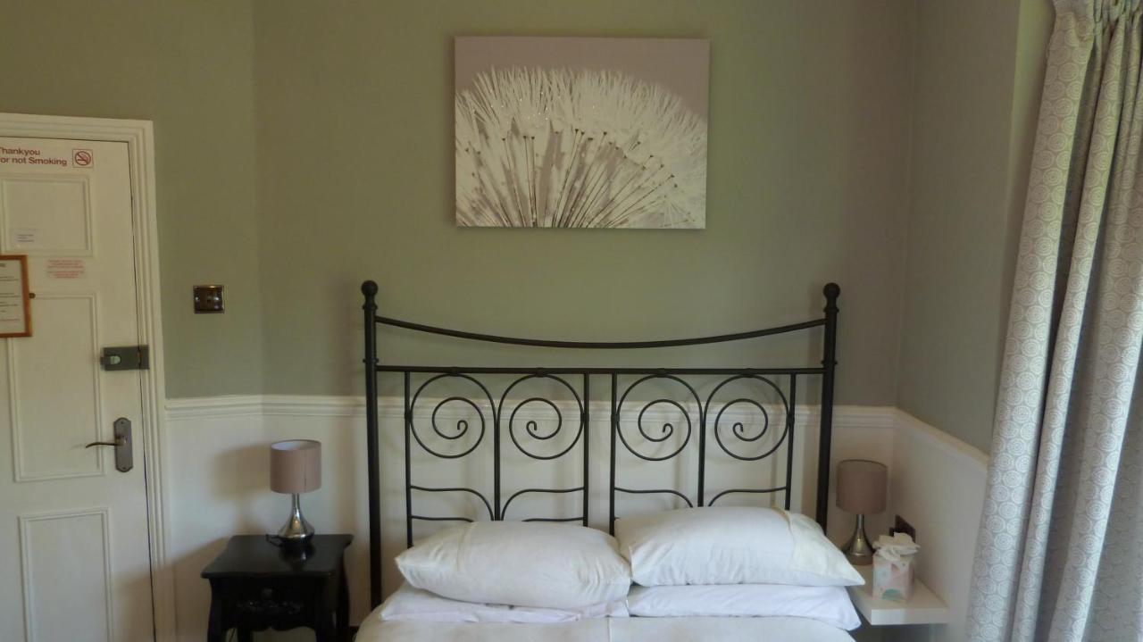 Twin Oaks Guest House Cadnam Екстер'єр фото