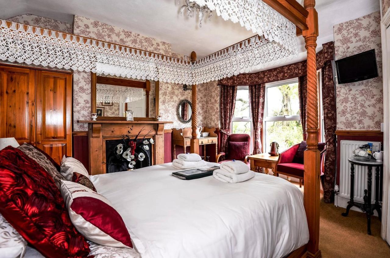 Twin Oaks Guest House Cadnam Екстер'єр фото